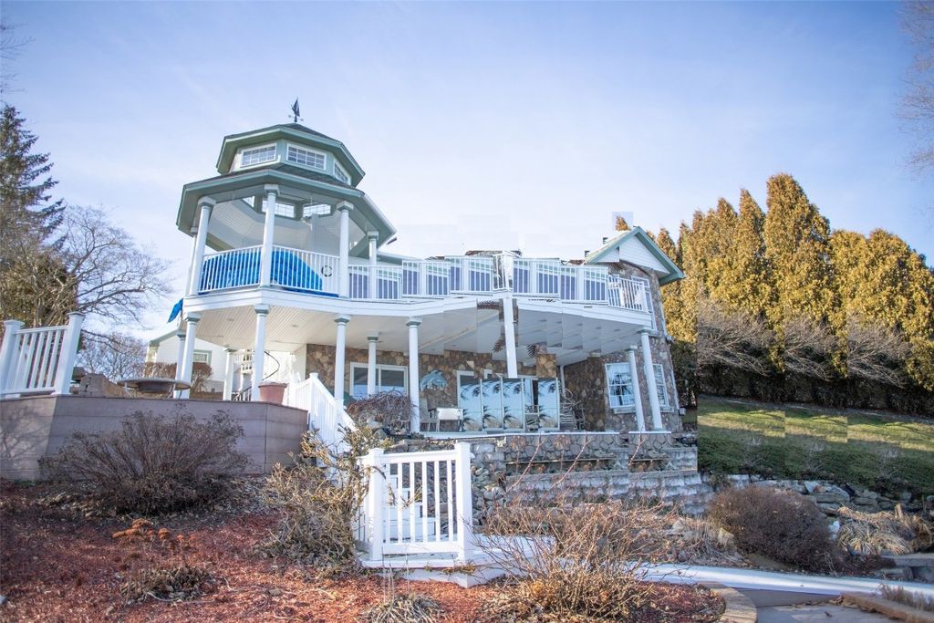 11216 ALDINA Drive, Conneaut Lake, PA 16316