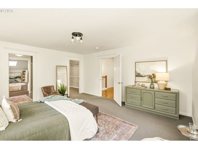 2620 Sw TEXAS St, Portland, OR 97219