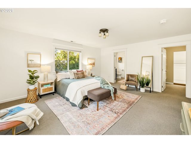 2620 Sw TEXAS St, Portland, OR 97219