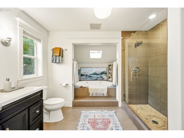 2620 Sw TEXAS St, Portland, OR 97219