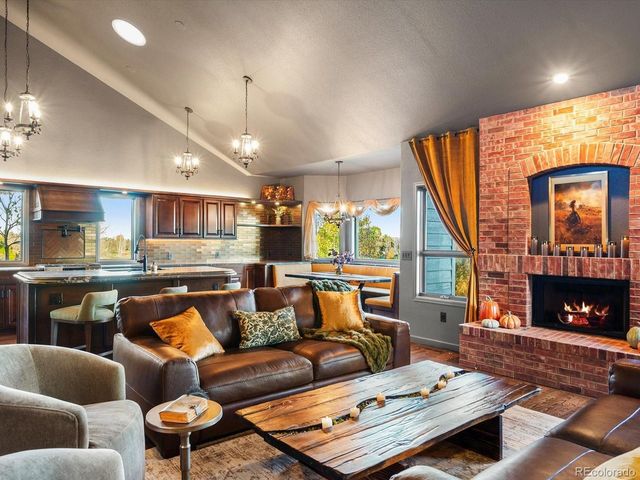 370 Golden Eagle Dr, Broomfield, CO 80020