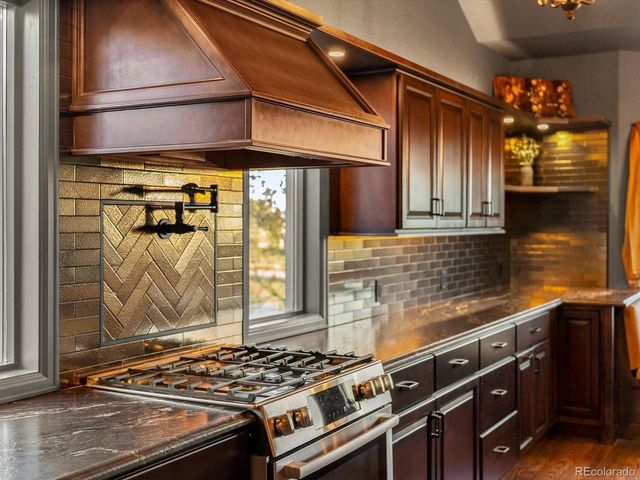 370 Golden Eagle Dr, Broomfield, CO 80020