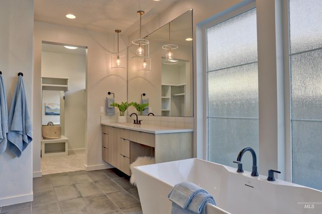 4148 E Copper Point, Meridian, ID 83642