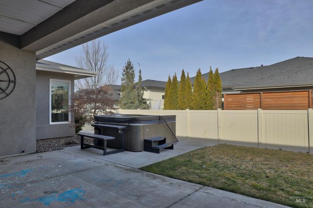 4148 E Copper Point, Meridian, ID 83642