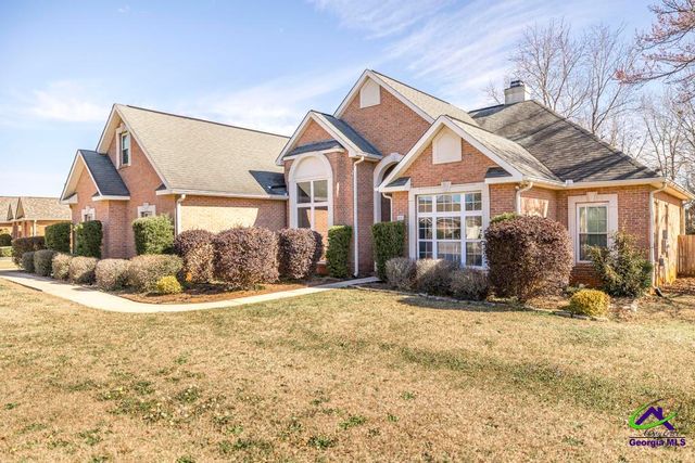 208 Twelve Oaks Drive, Warner Robins, GA 31088