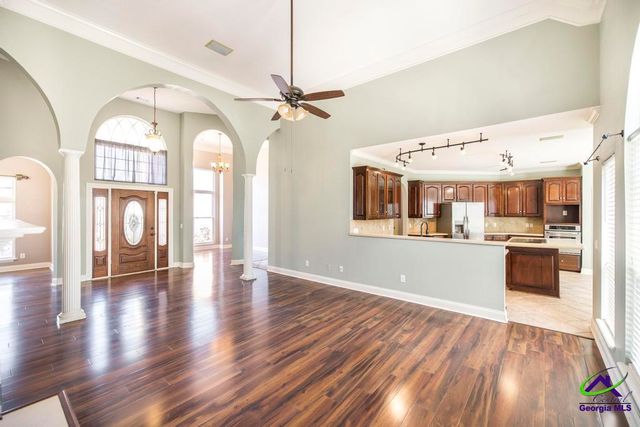 208 Twelve Oaks Drive, Warner Robins, GA 31088