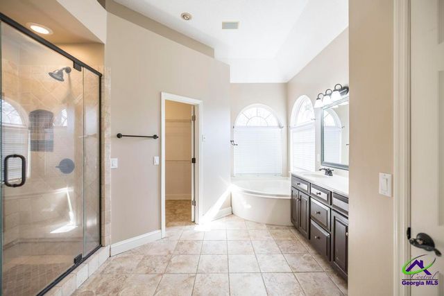 208 Twelve Oaks Drive, Warner Robins, GA 31088