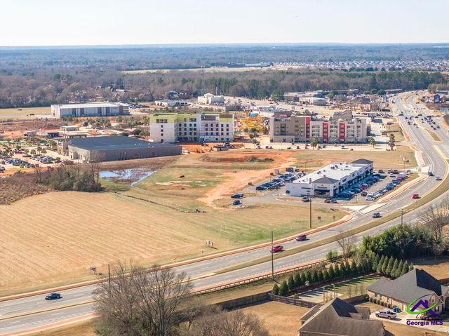 208 Twelve Oaks Drive, Warner Robins, GA 31088