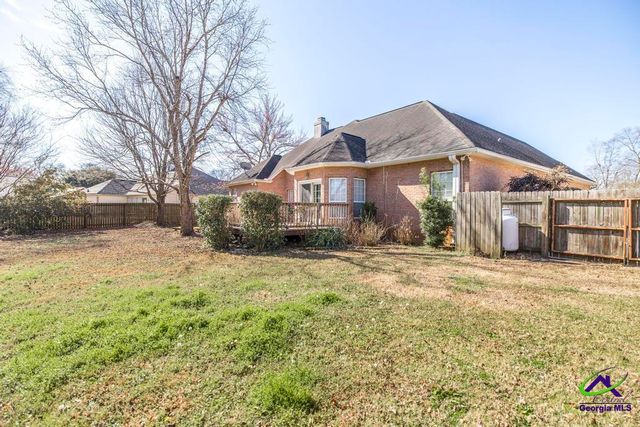 208 Twelve Oaks Drive, Warner Robins, GA 31088