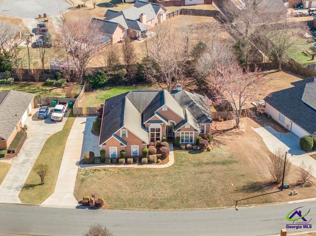 208 Twelve Oaks Drive, Warner Robins, GA 31088