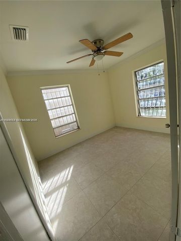170 NW 49th St, Miami, FL 33127