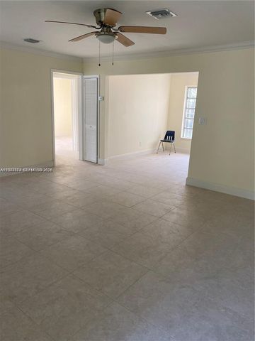 170 NW 49th St, Miami, FL 33127