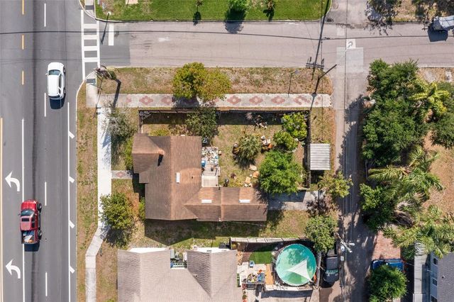 3000 5TH AVENUE N, St Petersburg, FL 33713