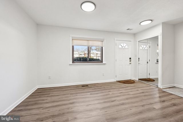 502 GILES PL, Sterling, VA 20164