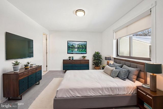 502 GILES PL, Sterling, VA 20164