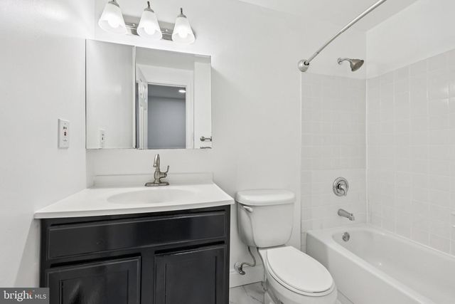 502 GILES PL, Sterling, VA 20164