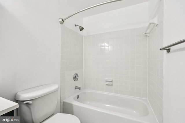 502 GILES PL, Sterling, VA 20164