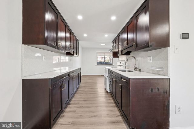 502 GILES PL, Sterling, VA 20164