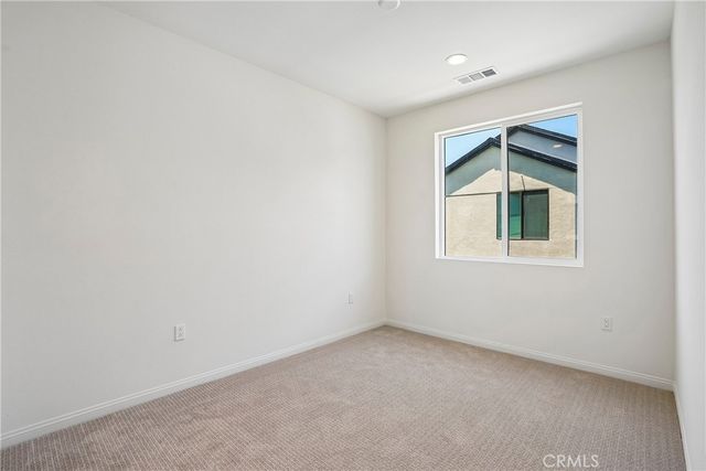 5876 Linden Ave Avenue 6, Long Beach, CA 90805