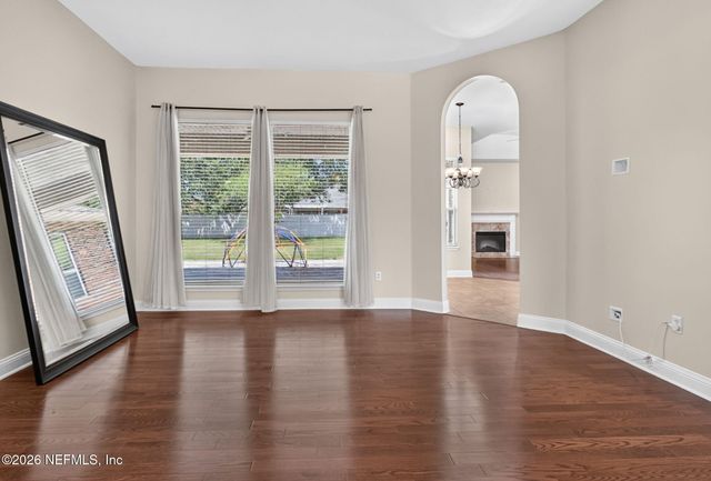 1024 MORNING STROLL Lane, Jacksonville, FL 32221
