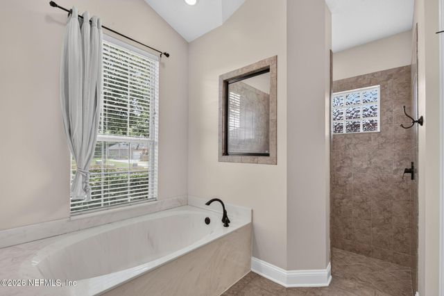 1024 MORNING STROLL Lane, Jacksonville, FL 32221