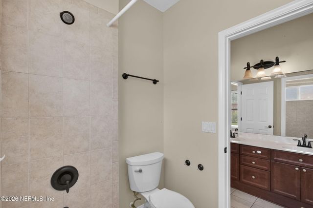 1024 MORNING STROLL Lane, Jacksonville, FL 32221