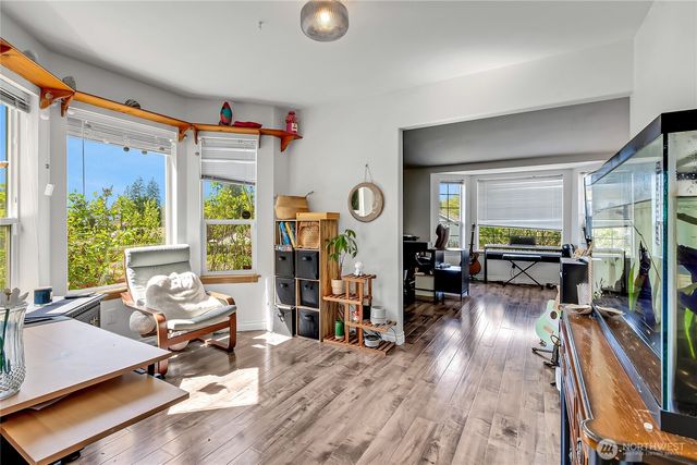 21606 114th Street E, Bonney Lake, WA 98391