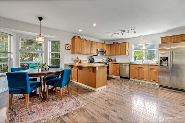 21606 114th Street E, Bonney Lake, WA 98391