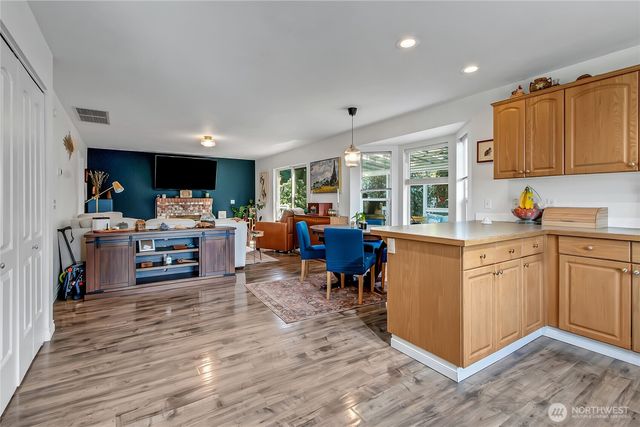 21606 114th Street E, Bonney Lake, WA 98391