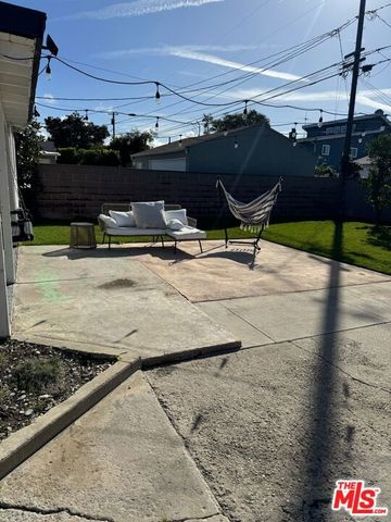 22925 S Berendo Avenue, Torrance, CA 90502