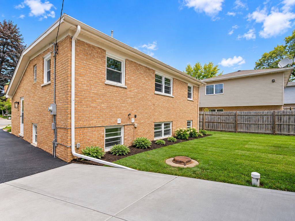 17419 Kedzie Avenue, Hazel Crest, IL 60429 — photo 2