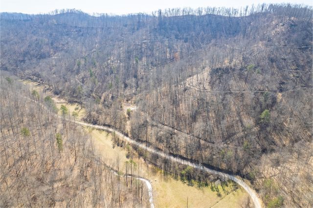 59 Irvine Allen Cemetery Road, Salyersville, KY 41465