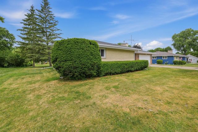 872 S Park AVENUE, Fond Du Lac, WI 54935