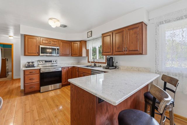 872 S Park AVENUE, Fond Du Lac, WI 54935