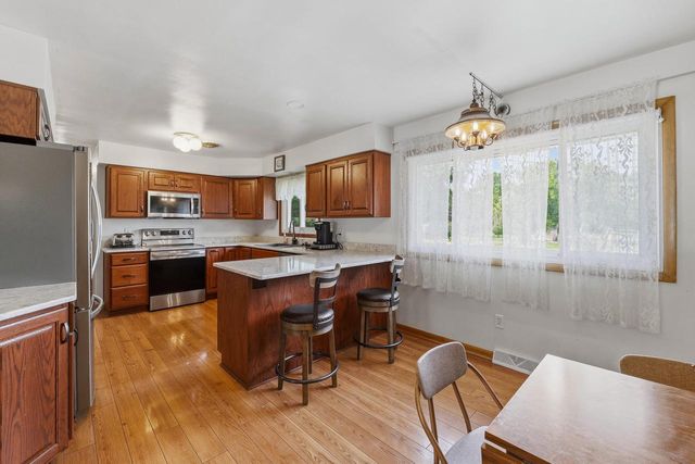 872 S Park AVENUE, Fond Du Lac, WI 54935