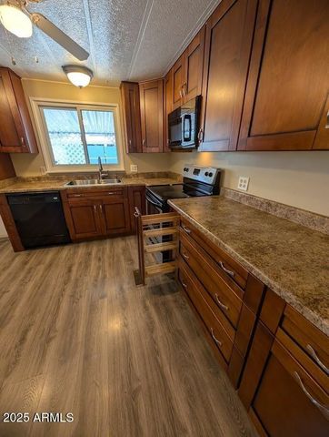 18003 N 2nd Street, Phoenix, AZ 85022