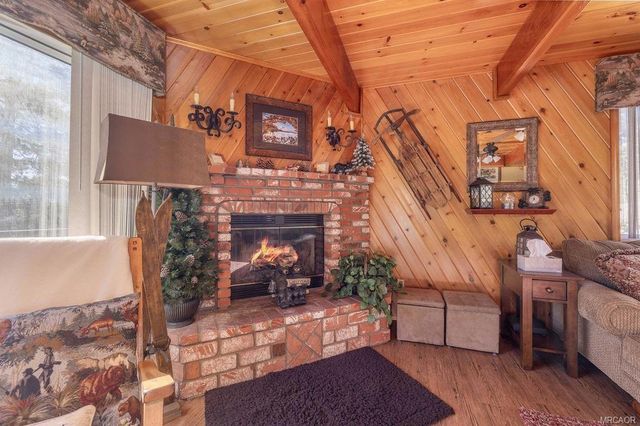 1234 Bruin Trail, Fawnskin, CA 92333