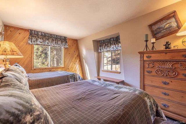 1234 Bruin Trail, Fawnskin, CA 92333
