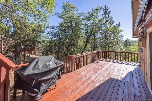 1234 Bruin Trail, Fawnskin, CA 92333