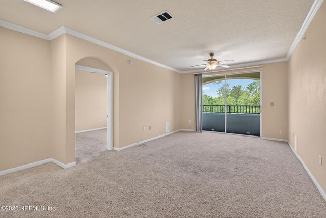 8539 GATE Parkway W 9439, Jacksonville, FL 32216