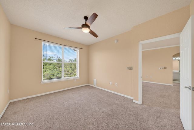 8539 GATE Parkway W 9439, Jacksonville, FL 32216