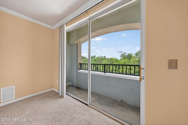 8539 GATE Parkway W 9439, Jacksonville, FL 32216