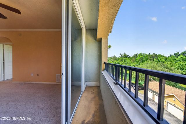8539 GATE Parkway W 9439, Jacksonville, FL 32216
