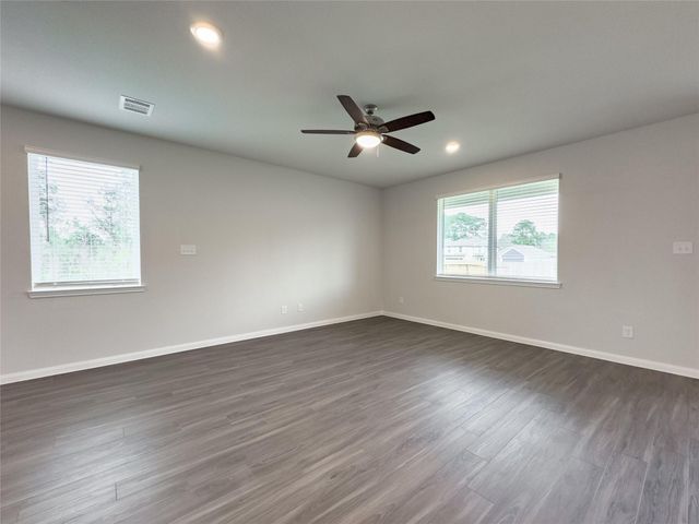 13368 Burbot Dr, Conroe, TX 77384