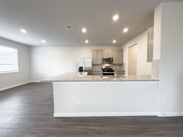 13368 Burbot Dr, Conroe, TX 77384