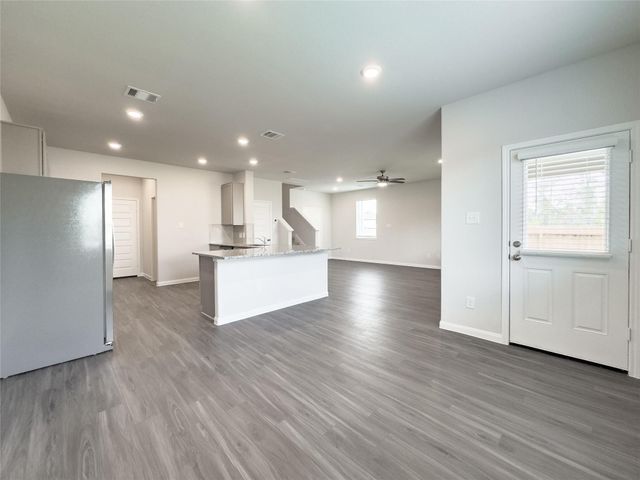 13368 Burbot Dr, Conroe, TX 77384