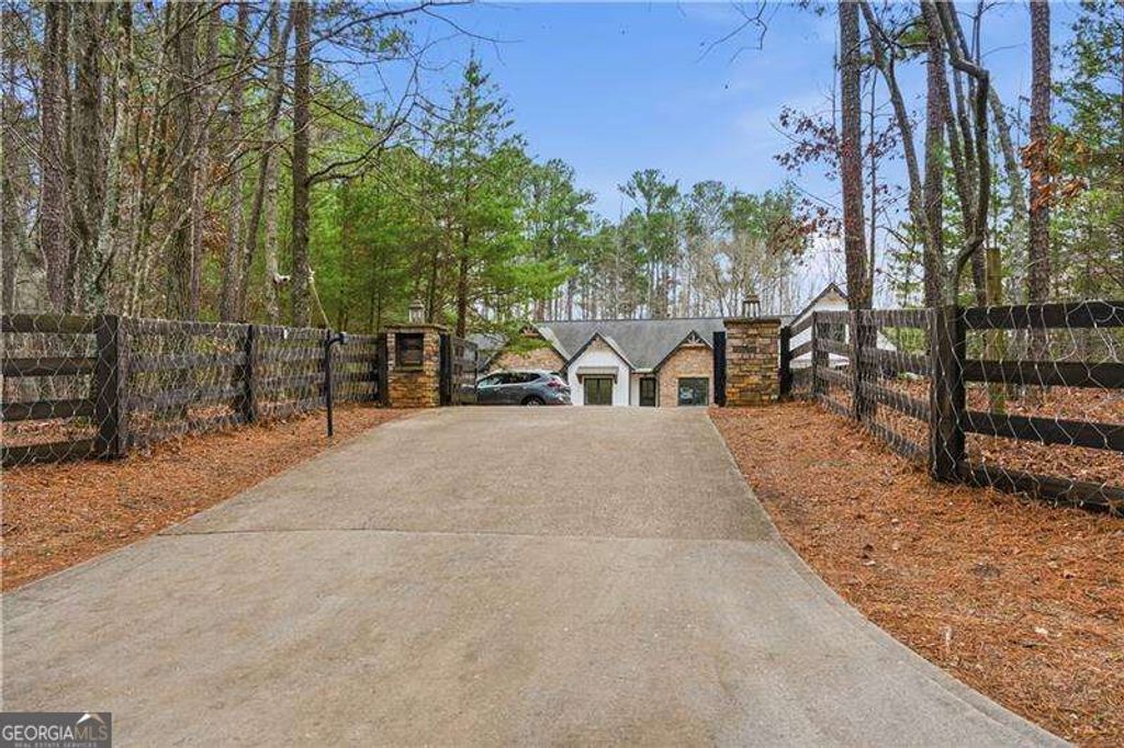 635 Colbert Road, Dallas, GA 30132 — photo 2