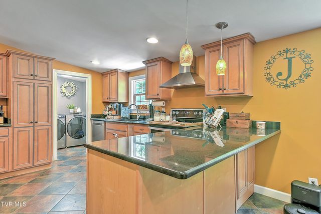 200 Dentons Lane, Bristol, TN 37620
