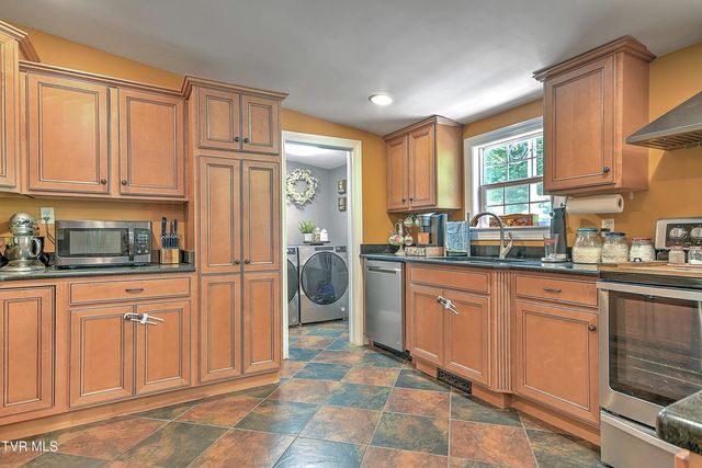 200 Dentons Lane, Bristol, TN 37620