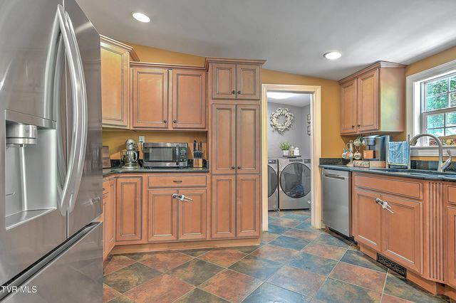 200 Dentons Lane, Bristol, TN 37620